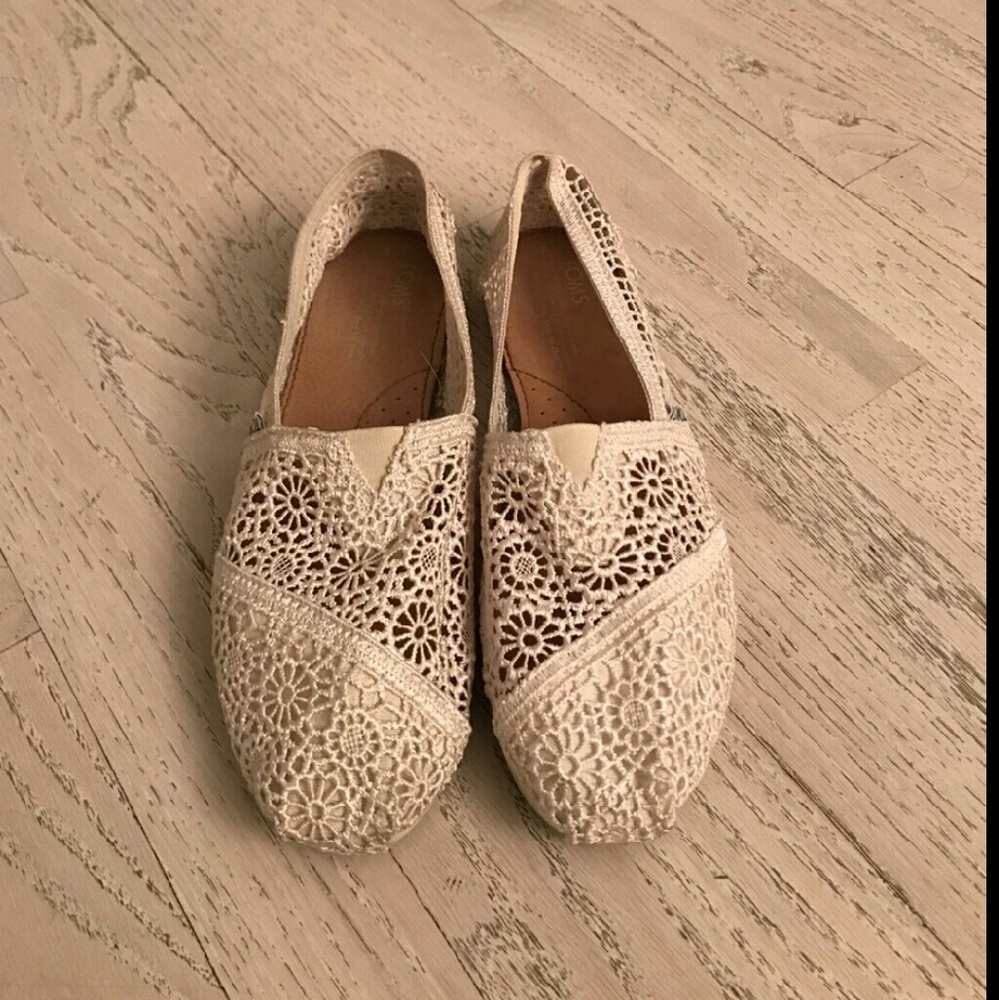 Toms